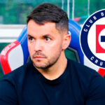 El récord histórico que Larcamón podría alcanzar con Cruz Azul ante Pumas
